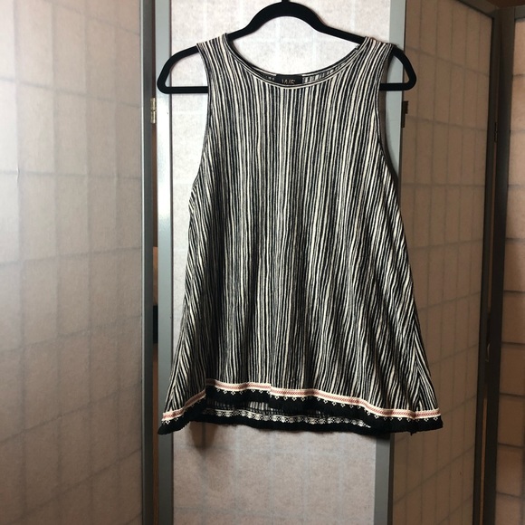 Anthropologie Tops - Anthropologie W5 black and white striped tank top